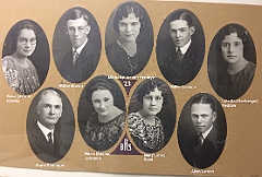 1923