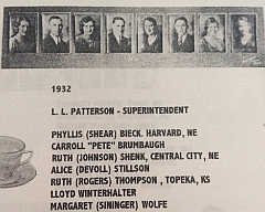 1932