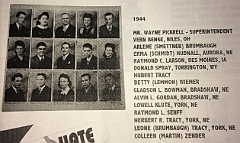 1944